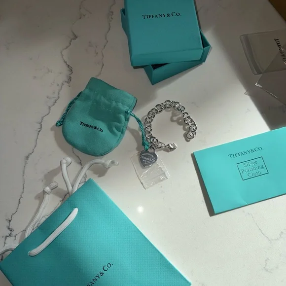 Tiffany & Co. Silver Heart Tag Bracelet - Picture 2 of 4